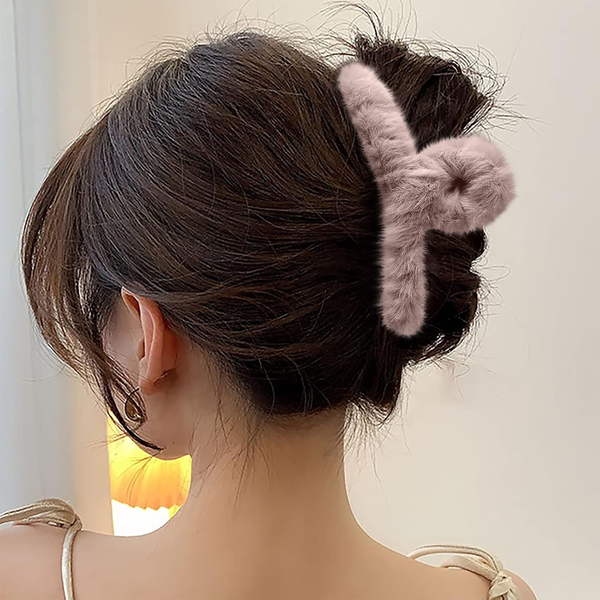 AM1076 Fluffy Fur Hair Clip 1Pcs (multicolor)