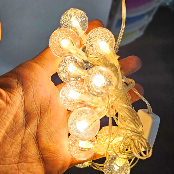 Di0077 14 Big Ball Warm LED String Lights
