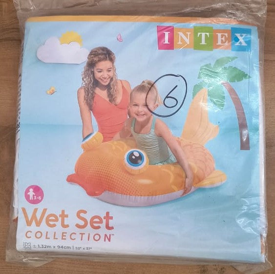 AM3977 Swimming Pool Floater (Gold Fish)