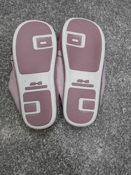 AM2430 Soft Fuzzy Comfort Slippers  Men & Women - Size- 40, 41 (Multicolour)