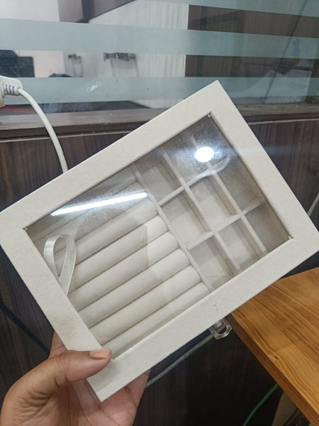 3532 Jewellery Organiser