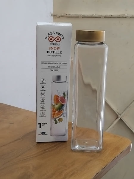 AM3007 Snow Glass Square Water Bottle 750ml Glass Golden Cap / Silver Cap 1 Piece