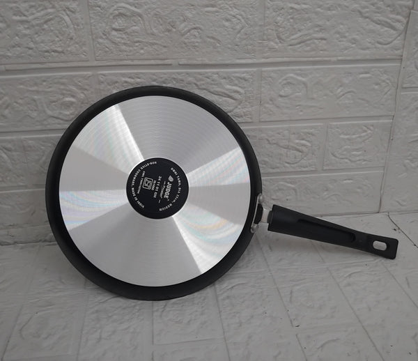 AM3543 Judge By Prestige 25cm Aluminium Omni Non-Stick Tawa