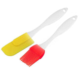 2170 Spatula and Pastry Brush for Cake Decoration