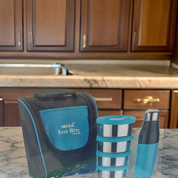 3516 Premium 4 Container Airtight With Insulated Bottle and Spoon