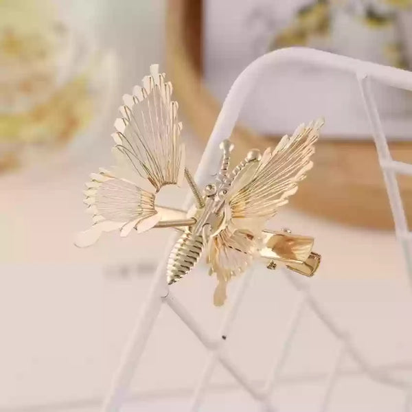 AM1218 Butterfly Hair Clip Moving Wings Design