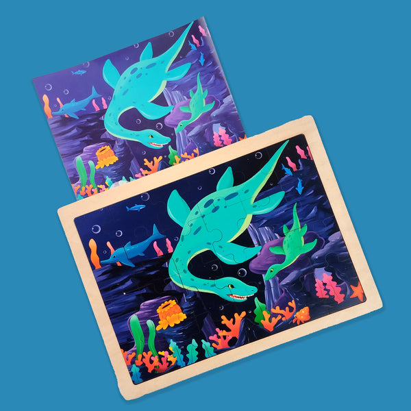 A07149 Wooden Underwater Sea Animal Puzzle Board with Reference Sheet