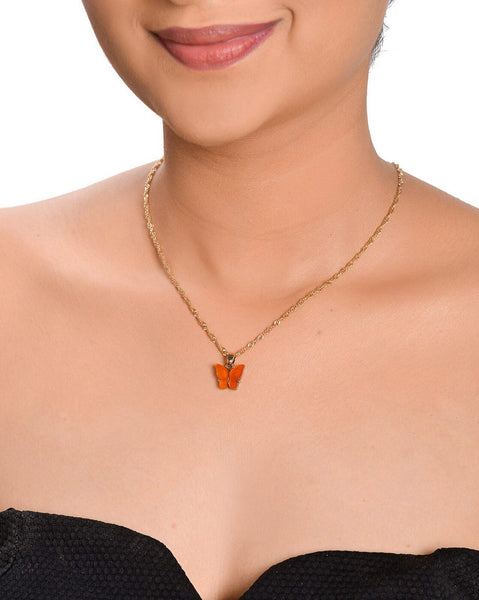 AM1066 Butterfly Shape Golden Chain Red Pendant for Women and Girls.