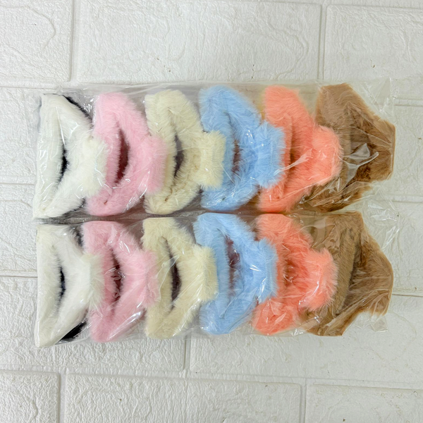 AM6382 Dual Shade Cloud Shape Fur Hair Claw - 1pc (Multicolour)