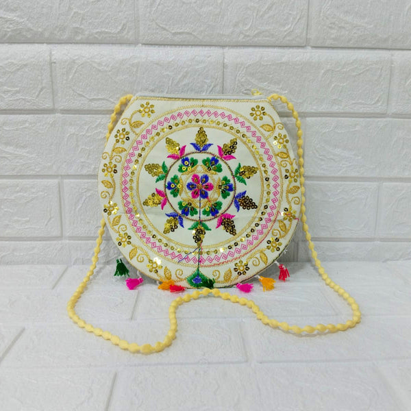 Di0035 White Dori Design Traditional Handcrafted Purse – Elegant Ethnic Handbag