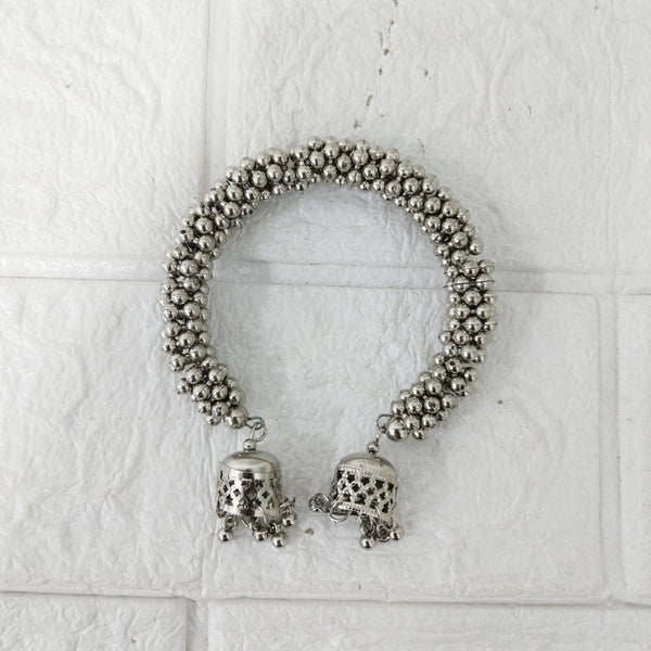 Di0219 Traditional Oxidized Silver Beaded Bracelet with Jhumka Charms