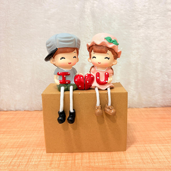 TM0022 Sitting Boy & Girl Love Dolls with Dangling Legs Showpiece