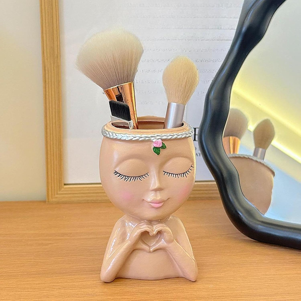 AM6707 Girl Pen Holder Home Decoration Gift Desktop Organizer (Pack of 1)