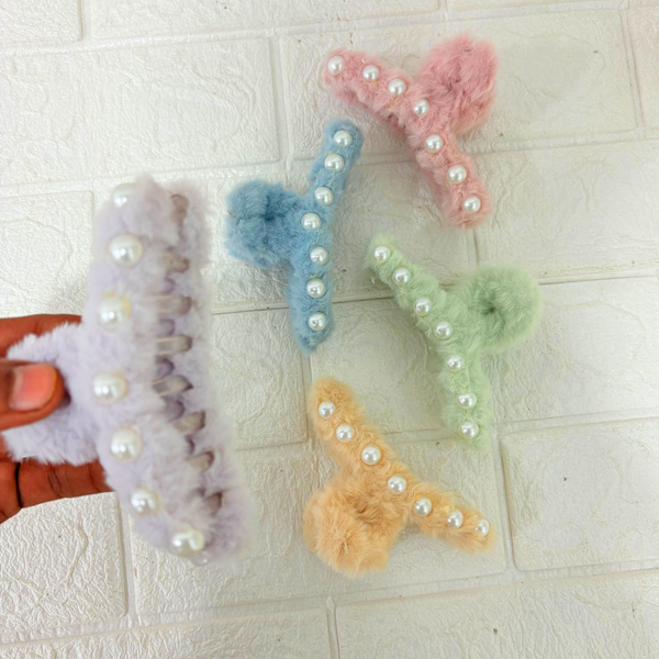AM6377 Fuzzy Mix Colour hair claw clip with pearl accents - 1pc