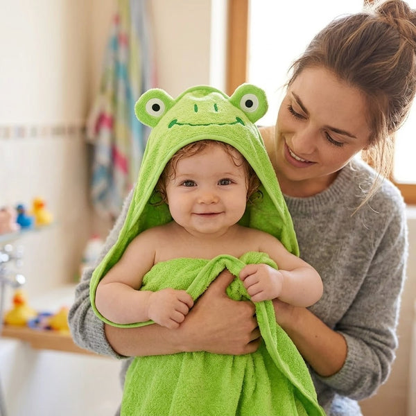 A08135 Cute Frog Design Soft Microfiber Hooded Baby Bath Towel & Wrapper