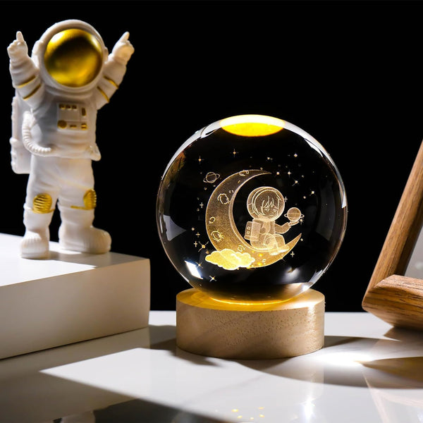 AM5355 Crystal Ball Night Lamp,Creative Crystal Ball Night Light, USB Table LED Wooden Crystal Ball for Home Decoration Birthday Gift for Teens, Boys, Girls (3D Moon ASTRONUAT)