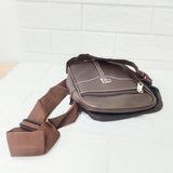 AM6151 Classic Brown Shoulder Bag – Compact & Stylish Everyday Carry