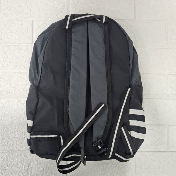 Di0030 Nike Black Backpack – Spacious, Durable & Stylish for Everyday Use