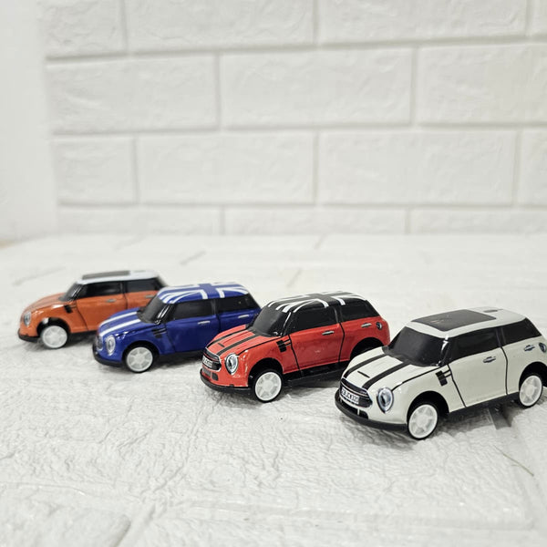AM6042 Set of 4 Mini Cooper Die-Cast Model Cars – Union Jack & Racing Stripe Designs