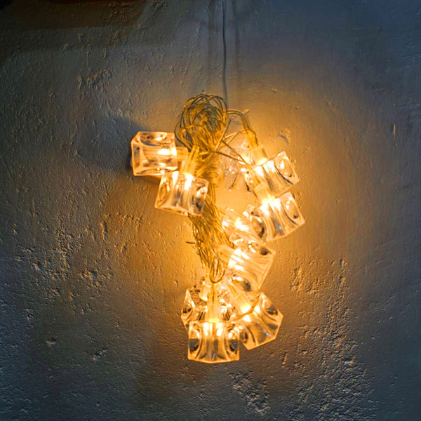 Di0075 14 Ice Cube Warm LED String Lights