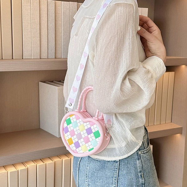 AM6310 MyQSac Heart Koko Adorable Bag & Accessory Set