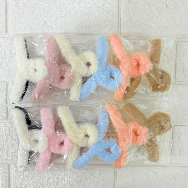 AM6381 Dual Shade Rectangular Shape Fur Hair Claw - 1pc (Multicolour)