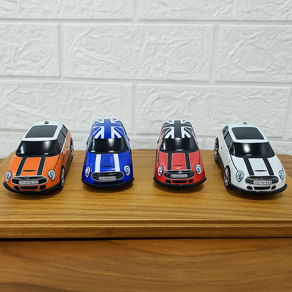 AM6042 Set of 4 Mini Cooper Die-Cast Model Cars – Union Jack & Racing Stripe Designs