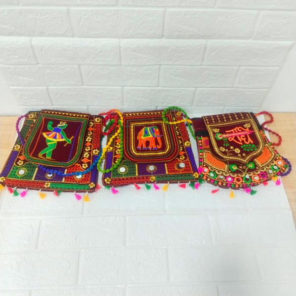 Di0036 Flap Dori Design Traditional Handcrafted Purse – Elegant Ethnic Art