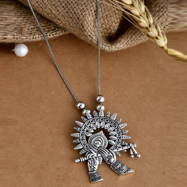 Di0045 Stylish Silver-Toned Multi-Design Pendant Necklace (Multidesign)