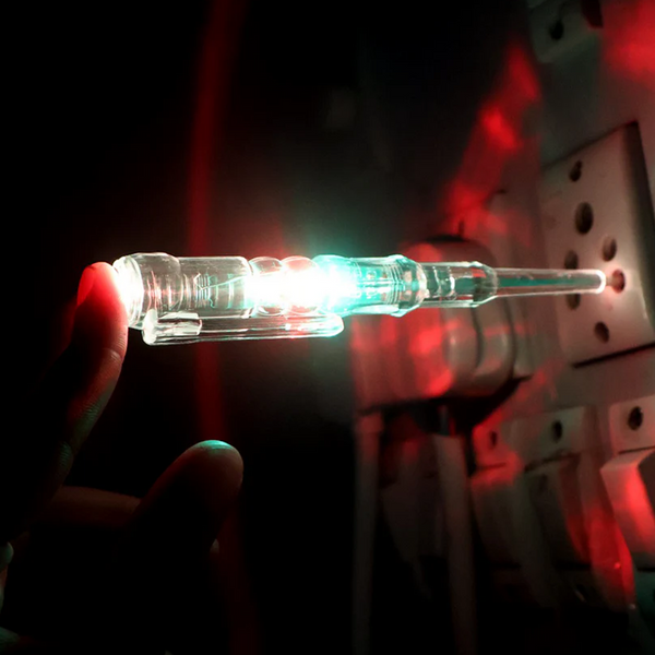 15312 Electrical Detector Slotted Screwdriver With Small Batteries (1 Pc)