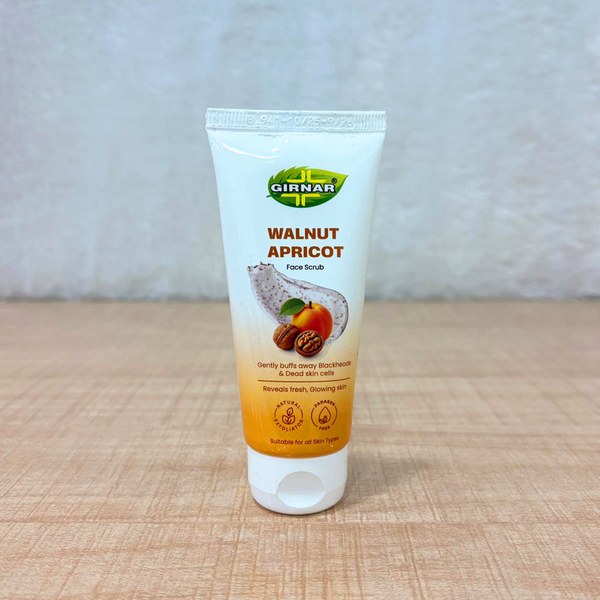 AM6689 Girnar Walnut & Apricot Face Scrub (50ml)