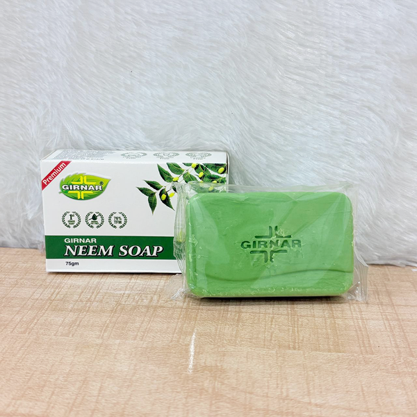AM6691 Girnar Premium Neem Soap – (75g)