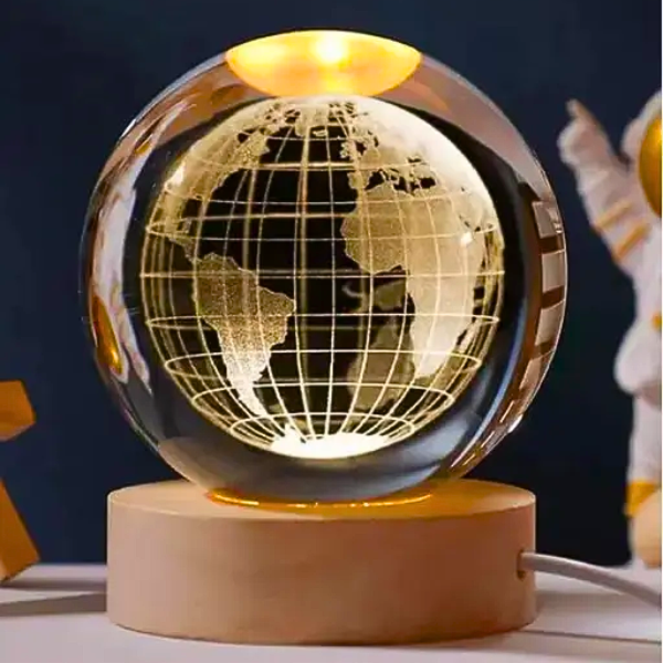 AM5357 3D Crystal Ball Night Lamp,Creative Engraved Crystal Ball Night Light, USB Table LED Wooden Crystal Ball for Home Decoration , Boys, Girls (Earth)