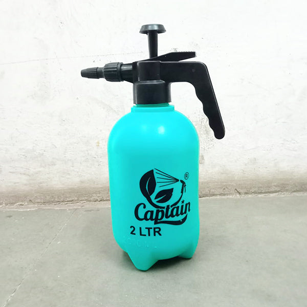 0645 Water Sprayer Hand-held Pump Pressure Garden Sprayer - 2 L