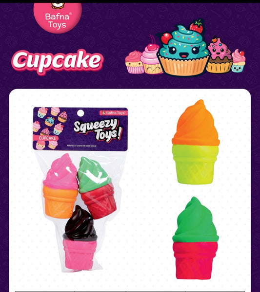 AM3203 Bafna Toys Squeezy Cupcake S0003