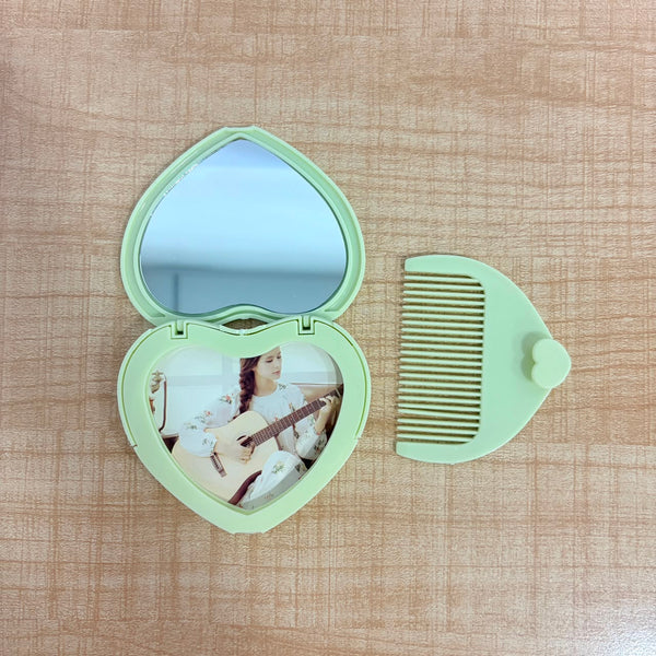 A06715 Cute Heart-Shaped Folding Pocket Mirror with Removable Hair Comb