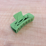 A06724 Matte Finish Floral Tulip Design Medium Hair Claw Clip for Women & Girls