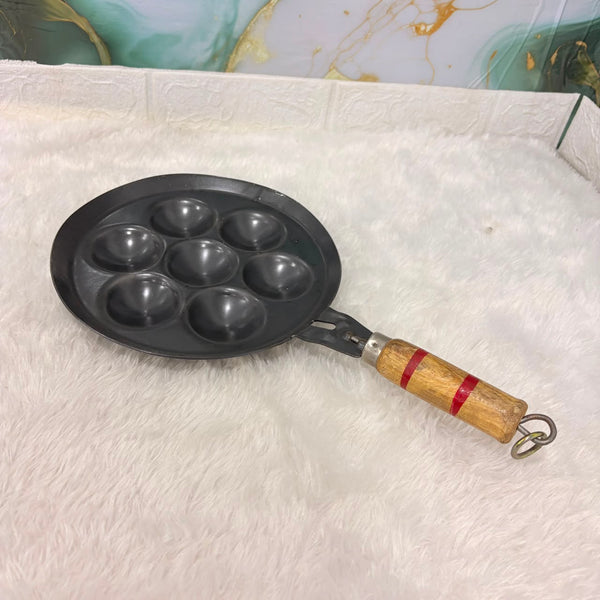 A06779 7-Cavity Non-Stick Appam Pan with Sturdy Wooden Handle (APPAM PAN SVP RC 10)