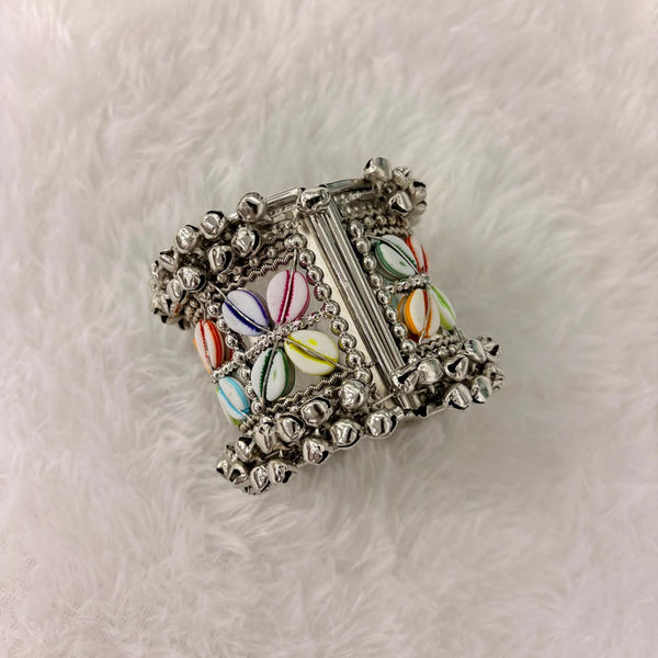 A06906 Oxidised Silver-Plated Multicolor Cowrie Shell & Ghungroo Broad Cuff Bangle