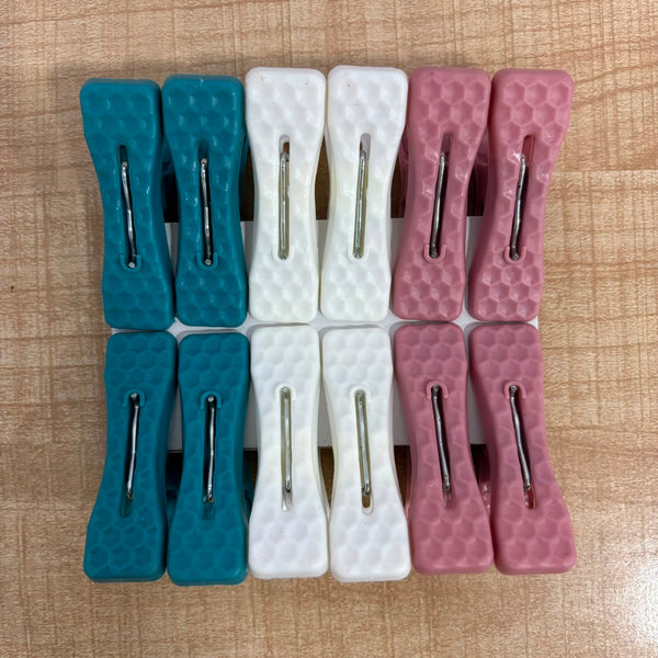 A06952 Honey Plastic Cloth Clips Set (Pack of 12, Multicolor)