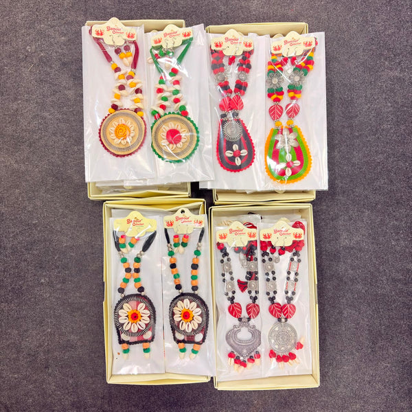 A06920 Handmade Multicolor Fabric Thread Necklace Set with Matching Cowrie Shell Earrings