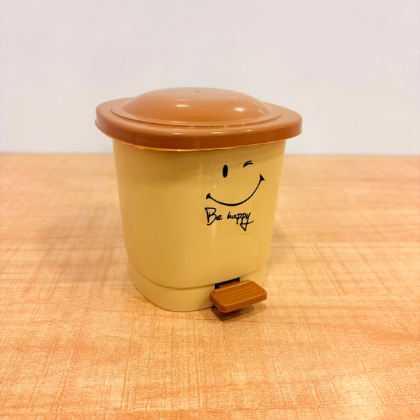 A07168 Small Plastic Pedal Dustbin with Lid & Smiley Design for Desktop & Table Countertop