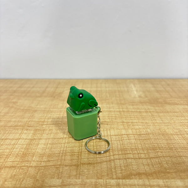A07604 LED Light-Up Frog Croaking Keyboard Switch Fidget Toy Keychain