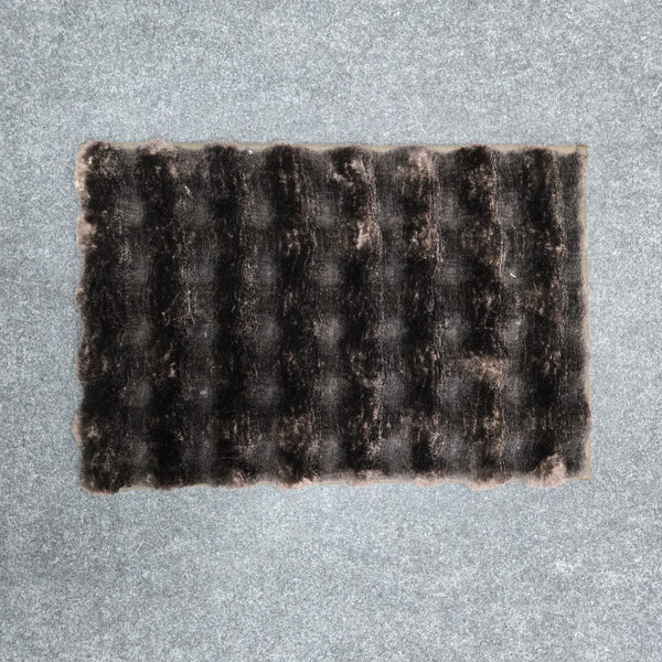 AM7080 Mix Pattern Bubble Print Soft Rippled Faux Fur Accent Doormate - 16x24in