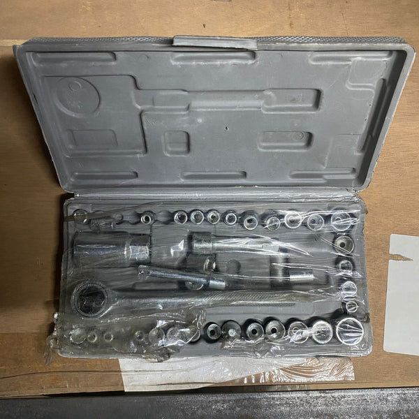 0421 Socket Combination Toolkit (40 pcs)