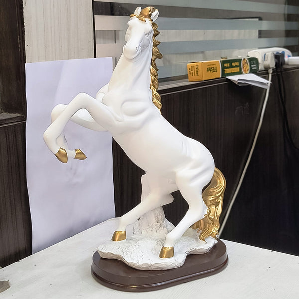 AM5368 Gold Plated White Horse Statue Action Showpiece