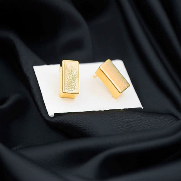 AM5766 Lightweight Gold Design Earings (1 pair)