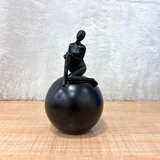 TM0197 Modern Abstract The Seated Muse Figurine (Pack Of 1)