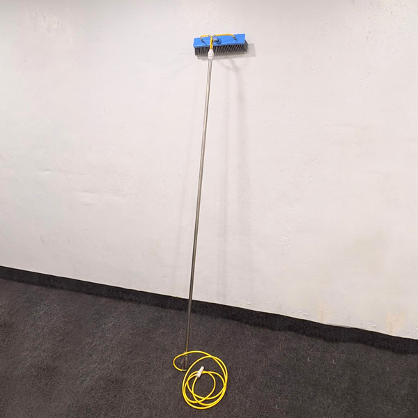 AM6711 Solar Panel Cleaning Brush with Water Flow Pipe & Long Handle