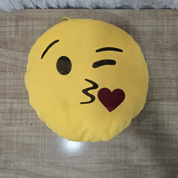 AM6980 Winking Kiss Emoji Plush Cushion Pillow